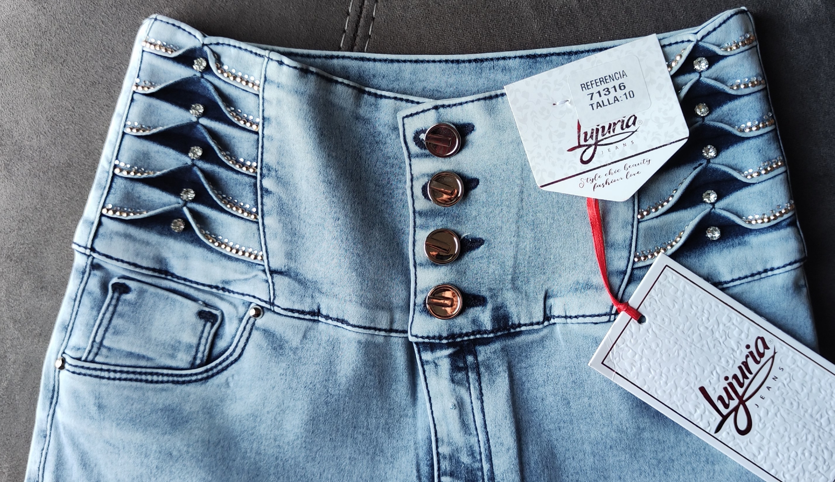 Jean Wow Ref. 80807 con diseño colombiano de cintura alta