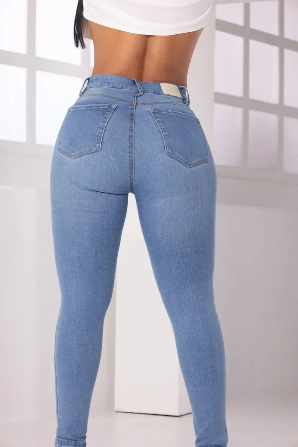 Jean skinny Ref. 12528-1 vista trasera